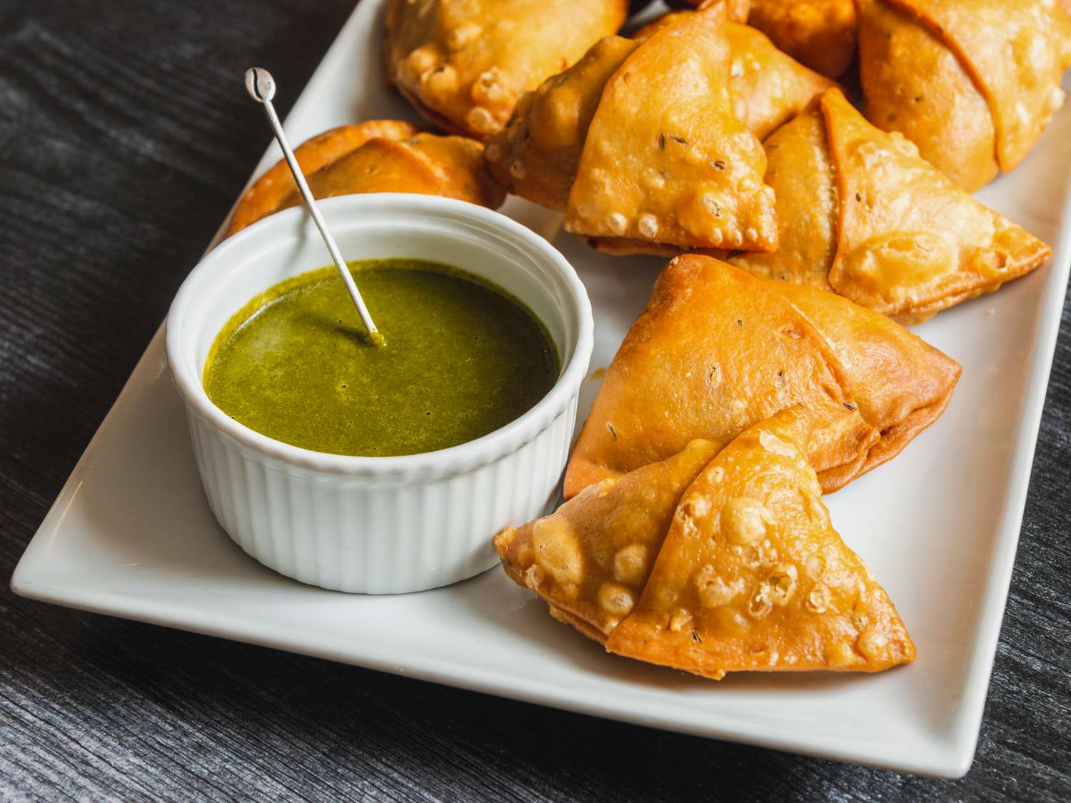 Aloo Samosa (Per Dozen)